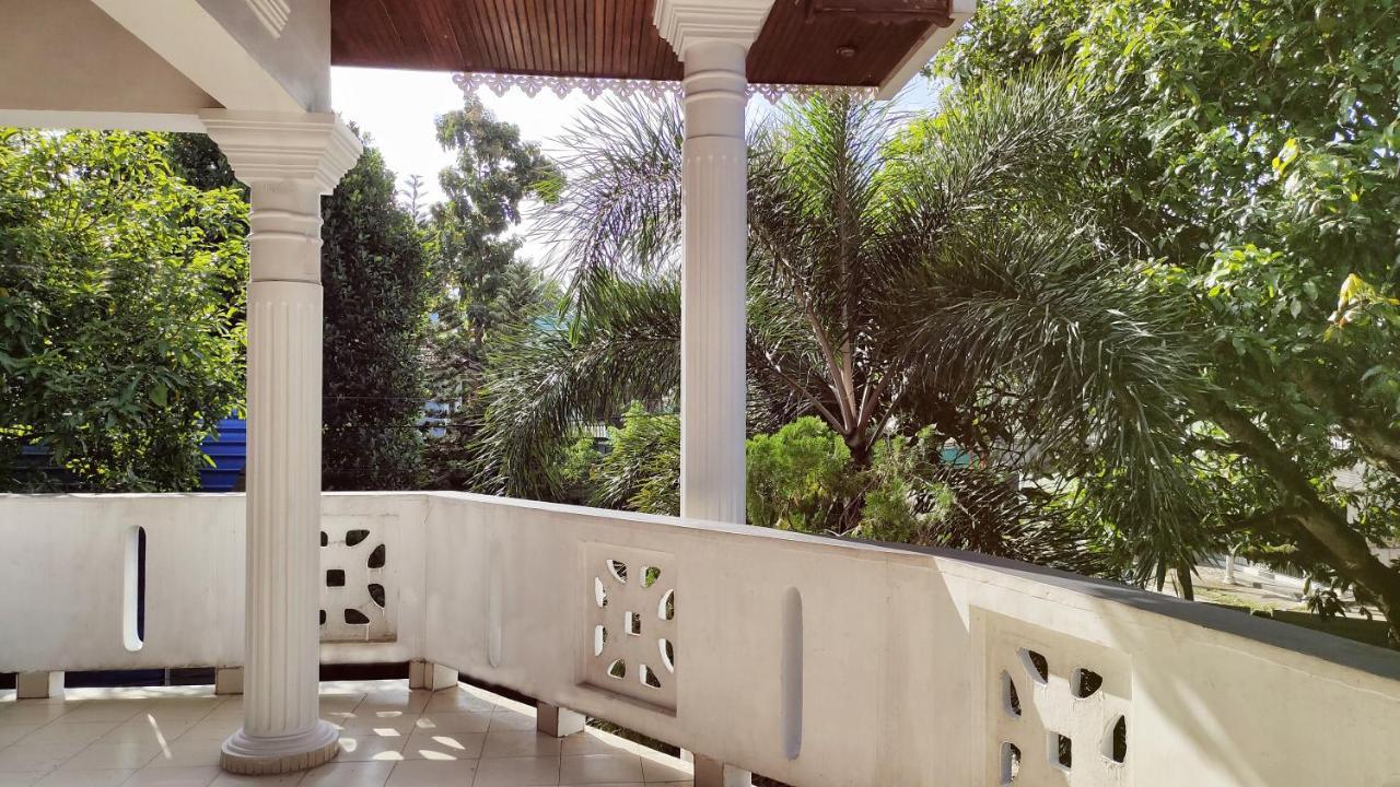 Airport Residence Inn Katunayake Exterior photo