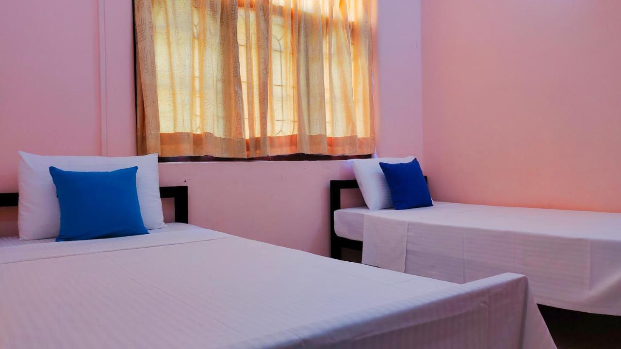 Airport Residence Inn Katunayake Exterior photo