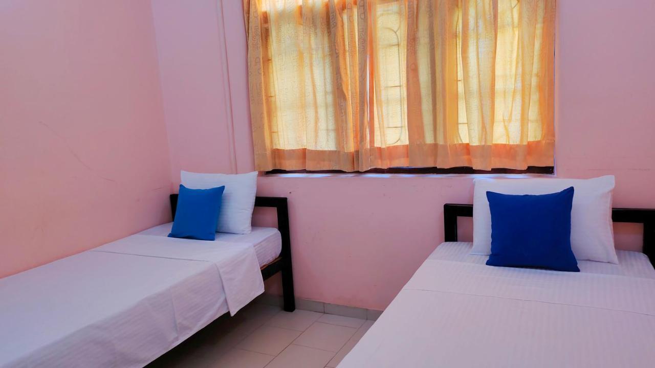Airport Residence Inn Katunayake Exterior photo